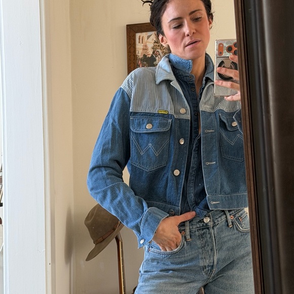 Wrangler x Peter Max Limited Edition Blue Jean Jacket - Picture 2 of 3